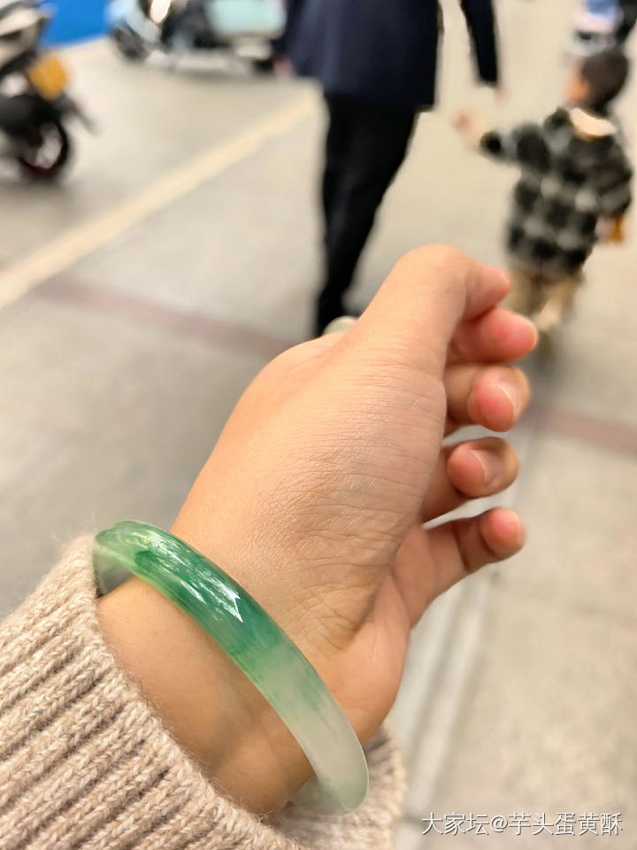 摊牌了，我翡翠毕业了（独龙玉：她装的）_珠串玉石