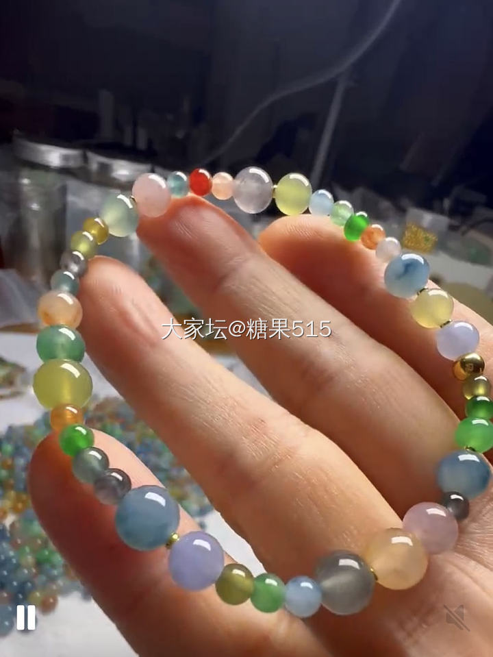 翡翠的颜色还有很多_翡翠