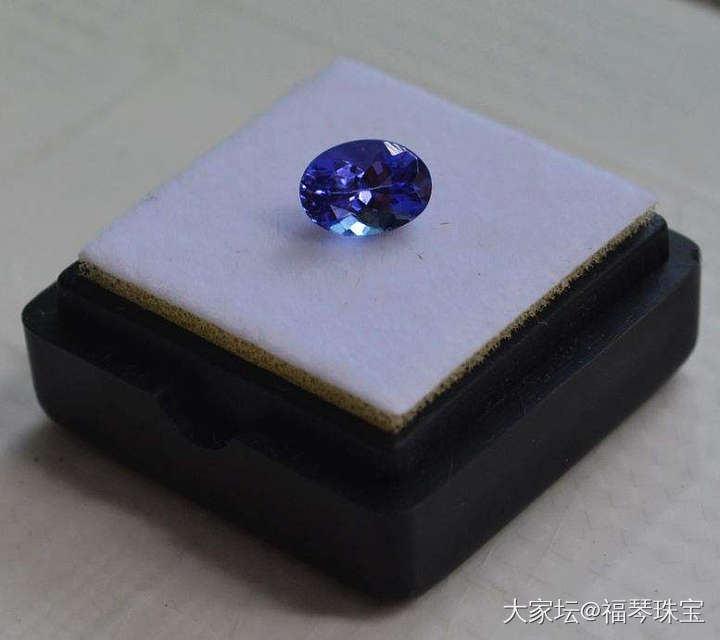 坦桑石 坦桑尼亚D矿区5A级别0.85克拉天然坦桑石戒面_坦桑石