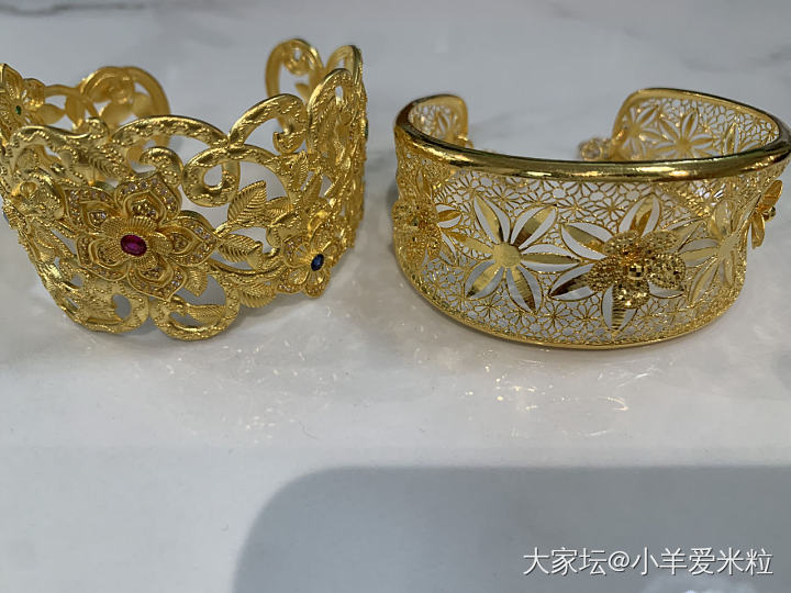 哈哈最近喜欢浮夸风的首饰_手镯金