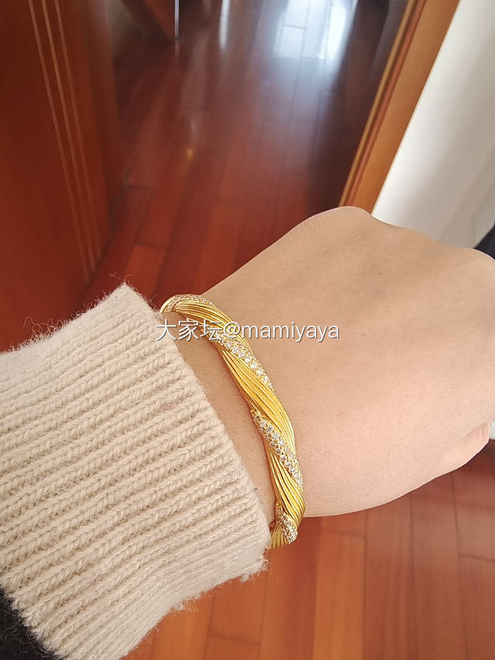 不枉等着么久！喜欢就给我点闪闪，互闪！_手镯福利社金