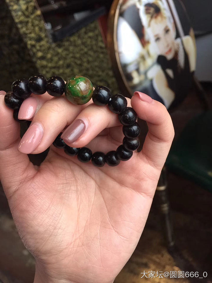 翡翠老料黄夹绿_珠串翡翠