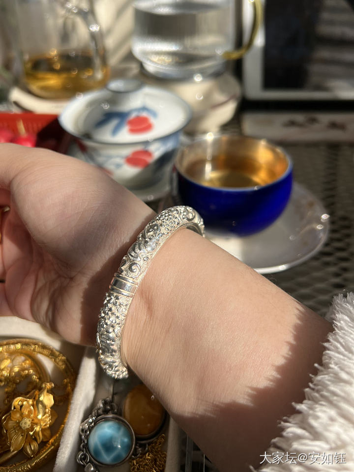 摸金赏玉喝茶_玉石金