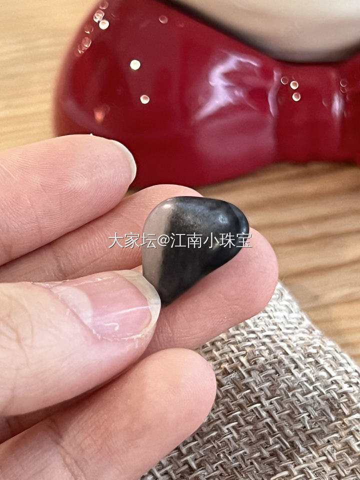 玉与咖啡杯和圣诞更配哦_翡翠和田玉