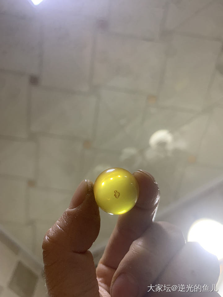 珠子内的乾坤_琥珀蜜蜡