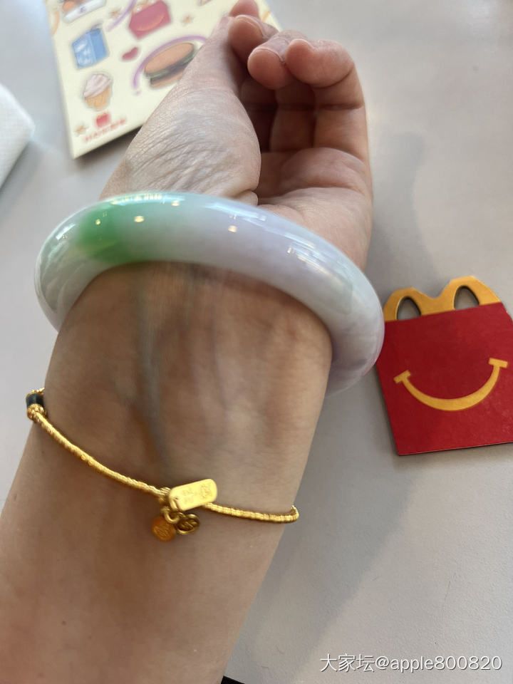 今日左手，姐妹们一起晒吧_手镯翡翠金