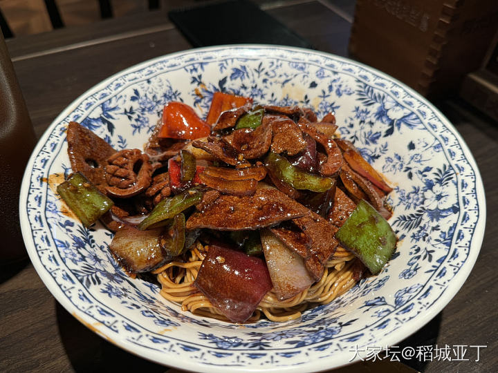 晚上自己去吃阿大排挡（哈尔滨金安国际店）_美食生活