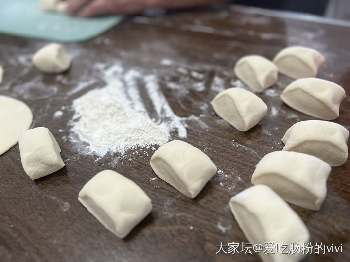 做包子罗做包子罗……_美食