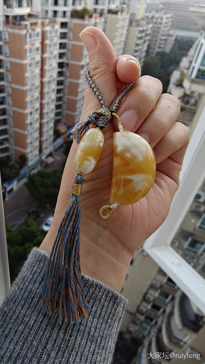 也来晒坛里收的闲置😊_南红琥珀蜜蜡