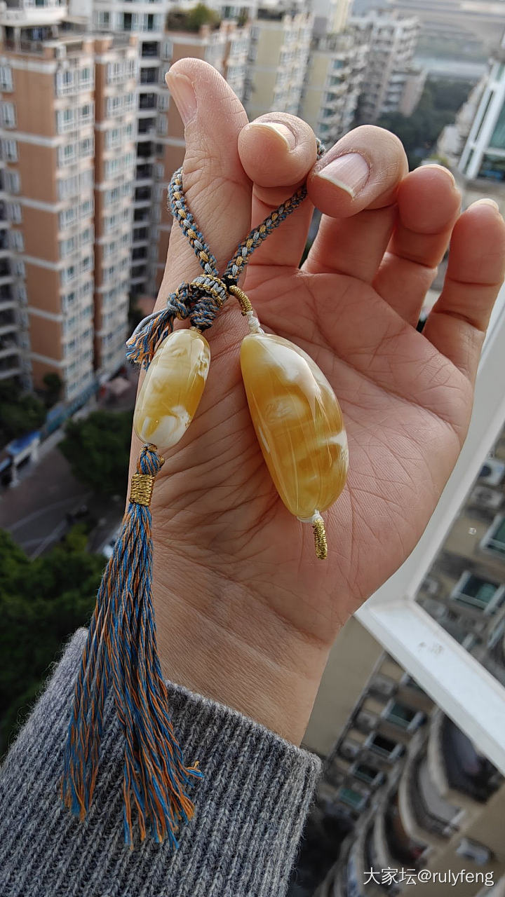 也来晒坛里收的闲置😊_南红琥珀蜜蜡