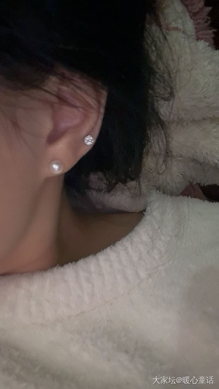 50分钻还蛮小的_耳钉培育钻