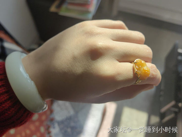 我打脸了_戒指和田玉