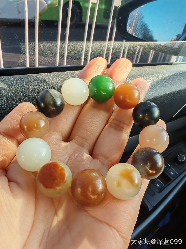 随缘又升级一颗籽珠，越来越美，所以，不用着急，一步一步积累，一切都会越来越好！_珠串和田玉