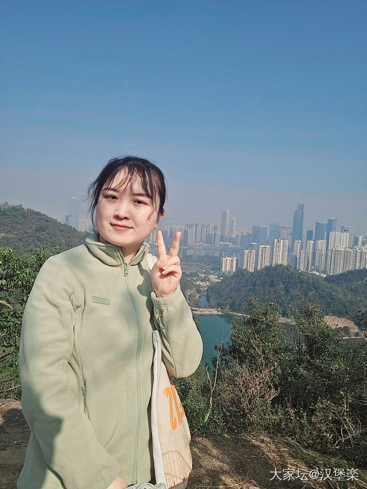 新年登高，愿你我都能获得自己的圆满_南红和田玉