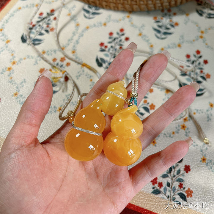 懒人的蜜蜡年终_琥珀蜜蜡