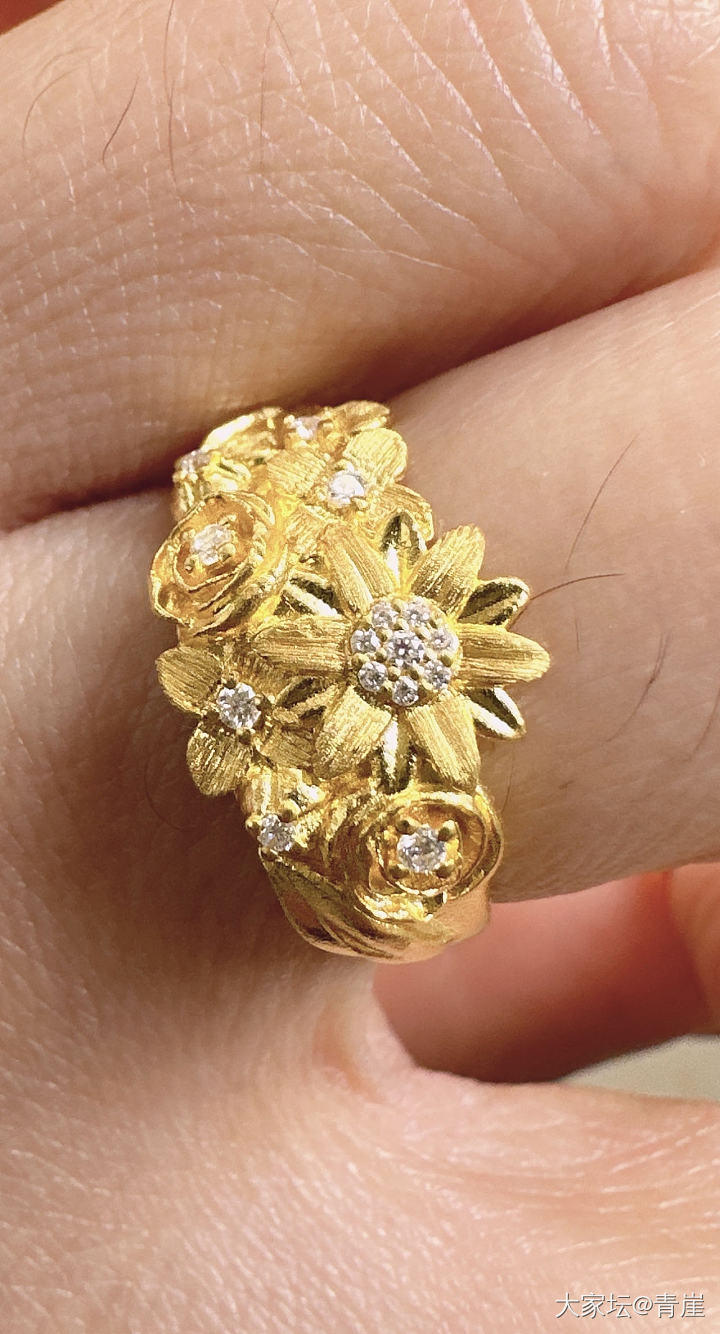 莫桑繁花戒_戒指金