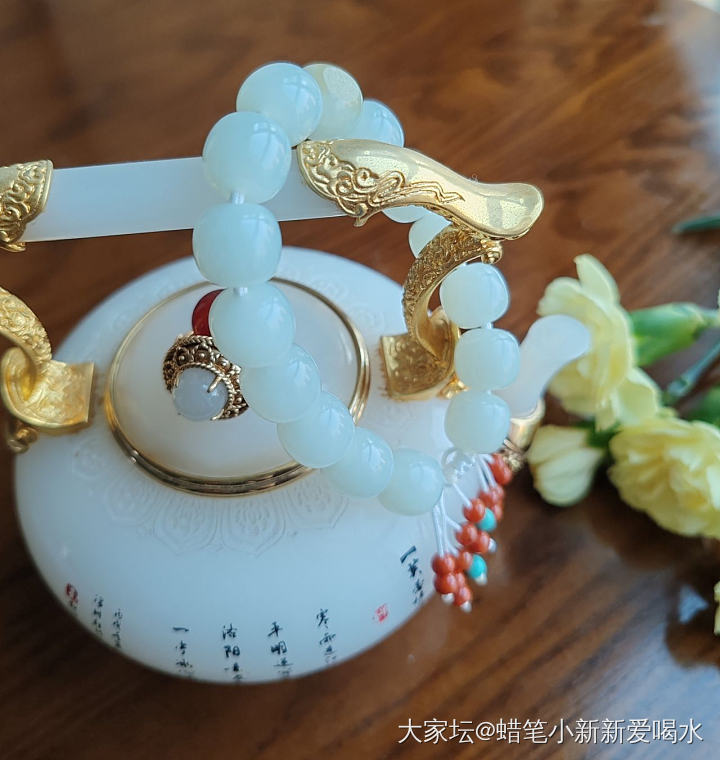 一片冰心在玉壶_和田玉