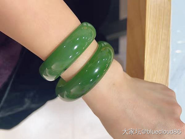 碧玉镯子彩虹猫眼线_手镯和田玉