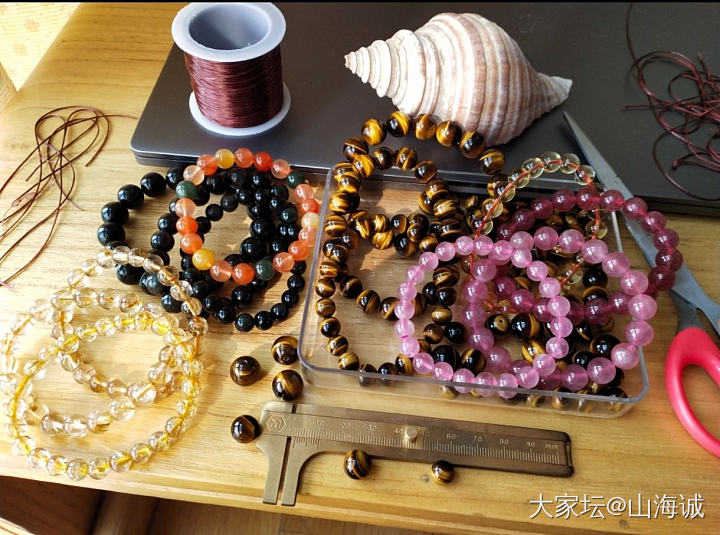 喜欢水晶 自己买珠子穿 ..._珠串水晶