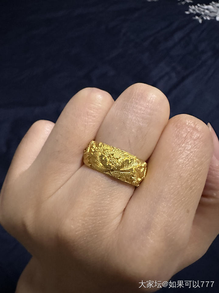 想看看大家的漂亮金戒指💍_戒指