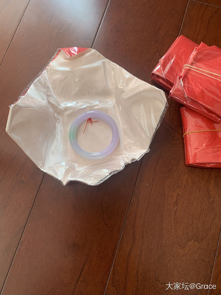 记录那些曾经戴过的翡翠镯子们_手镯翡翠
