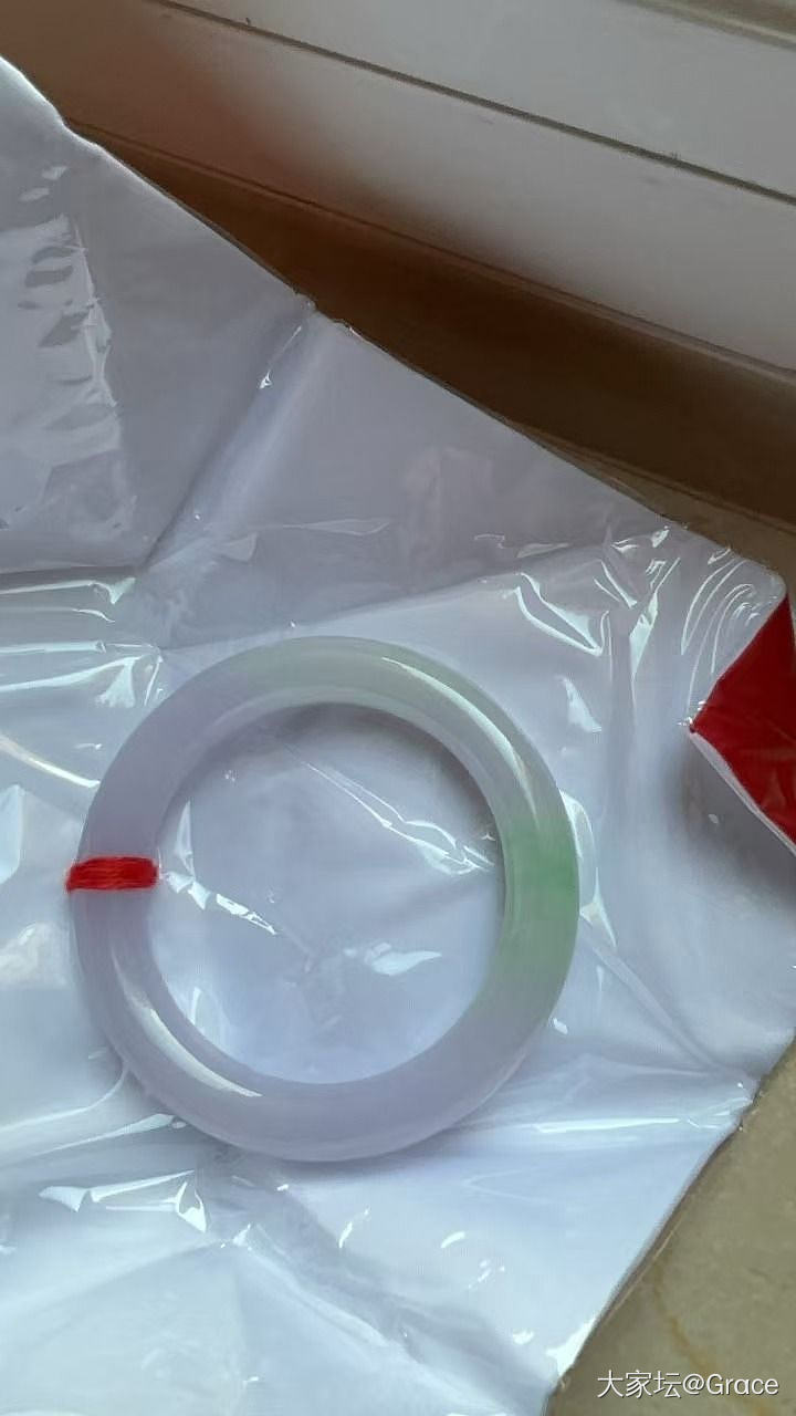 再欣赏下冰胶春彩的美颜盛世_手饰翡翠