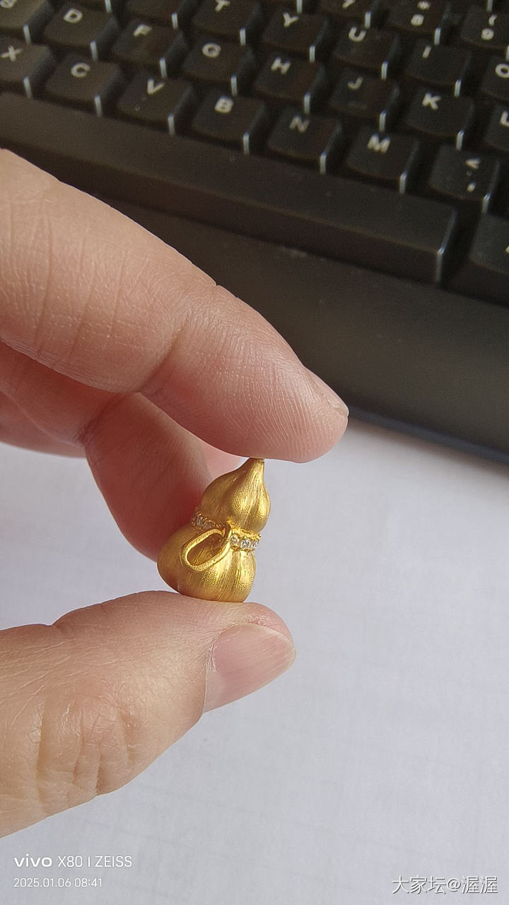 坛友们，给推荐个黄金吊坠吧_吊坠金