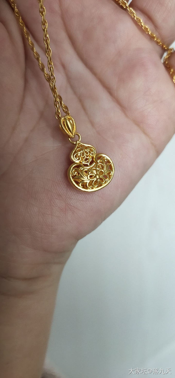 这款挺好看的，过年戴它_金