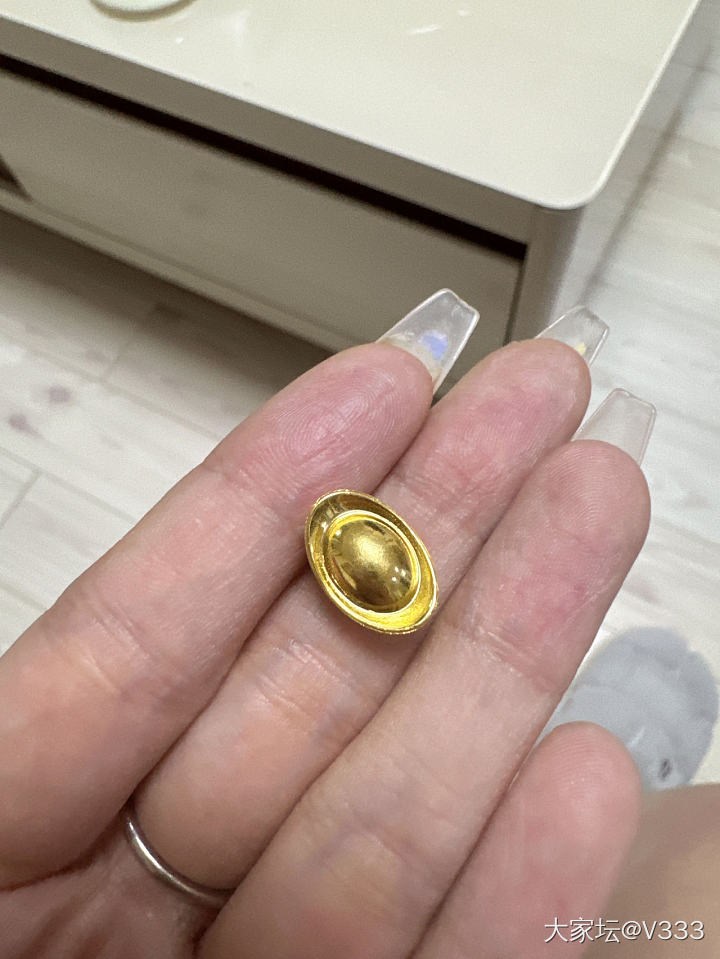 过年期间兜里揣个小元宝_金