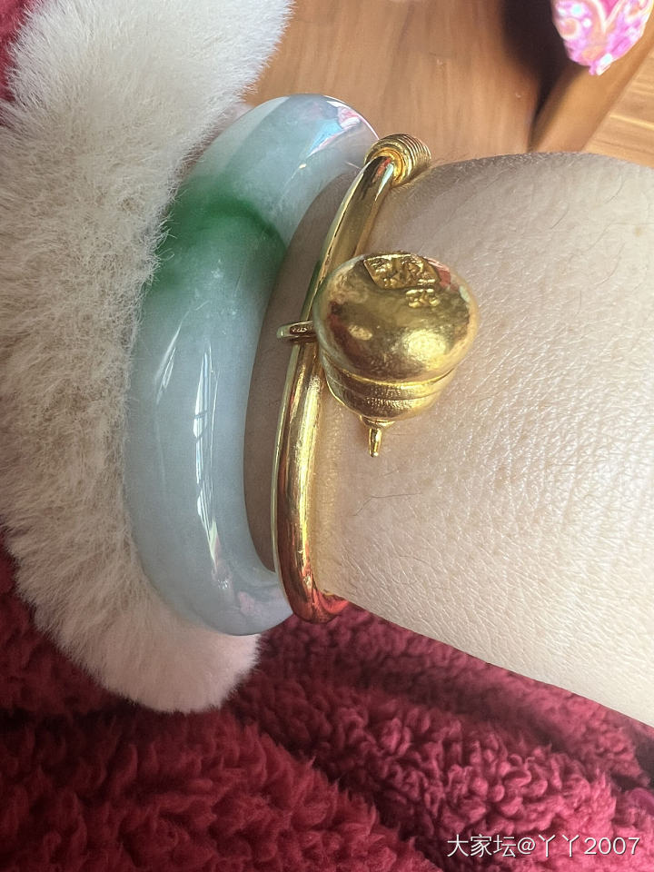 太喜欢这个胖葫芦了_翡翠