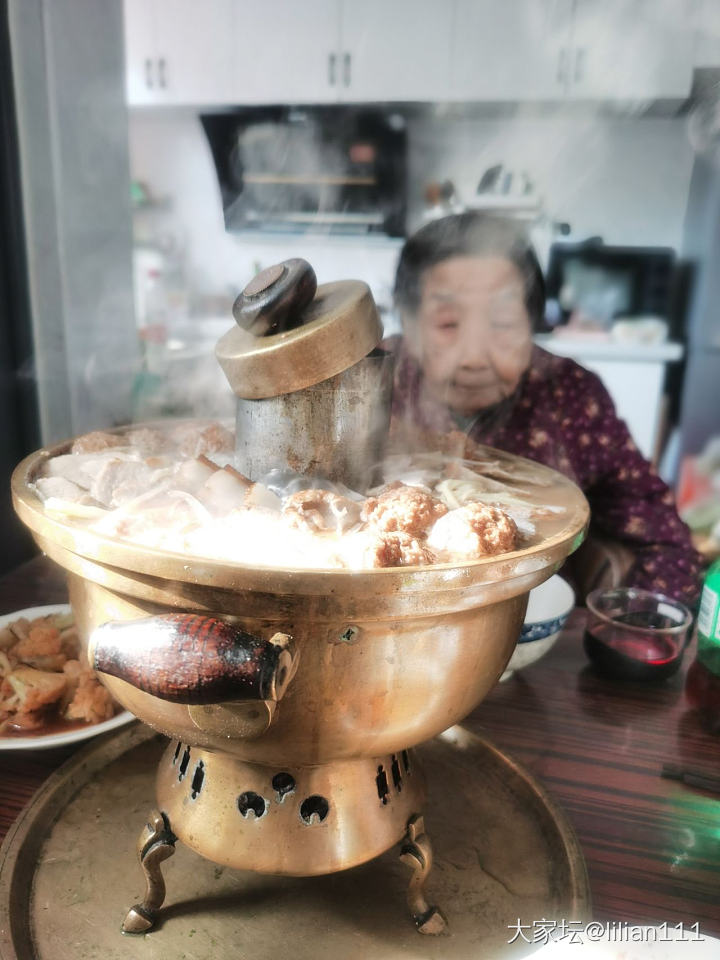 春节的年味是奶奶给的_美食