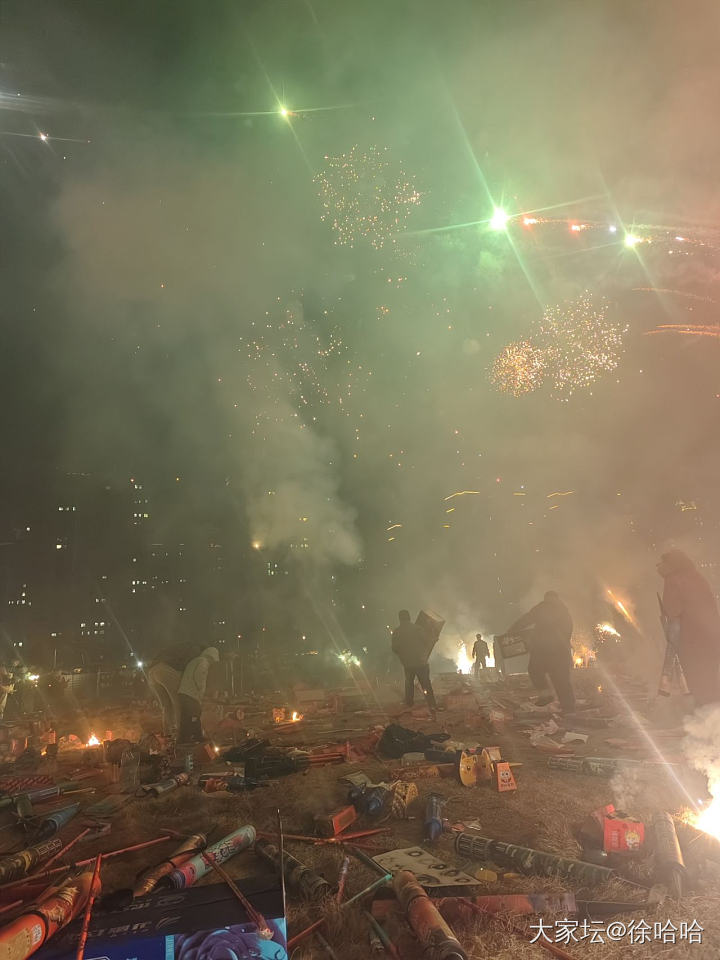 我们这里禁放烟花爆竹，姐妹们，你们那能放吗_闲聊