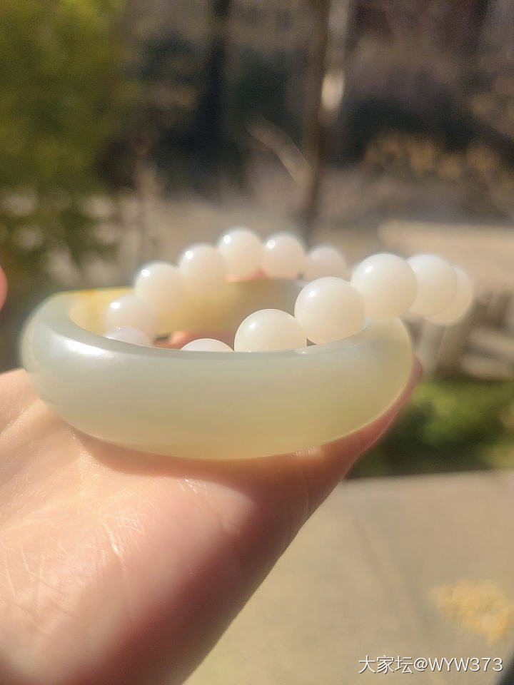 和俄白比白度真是没得比_和田玉