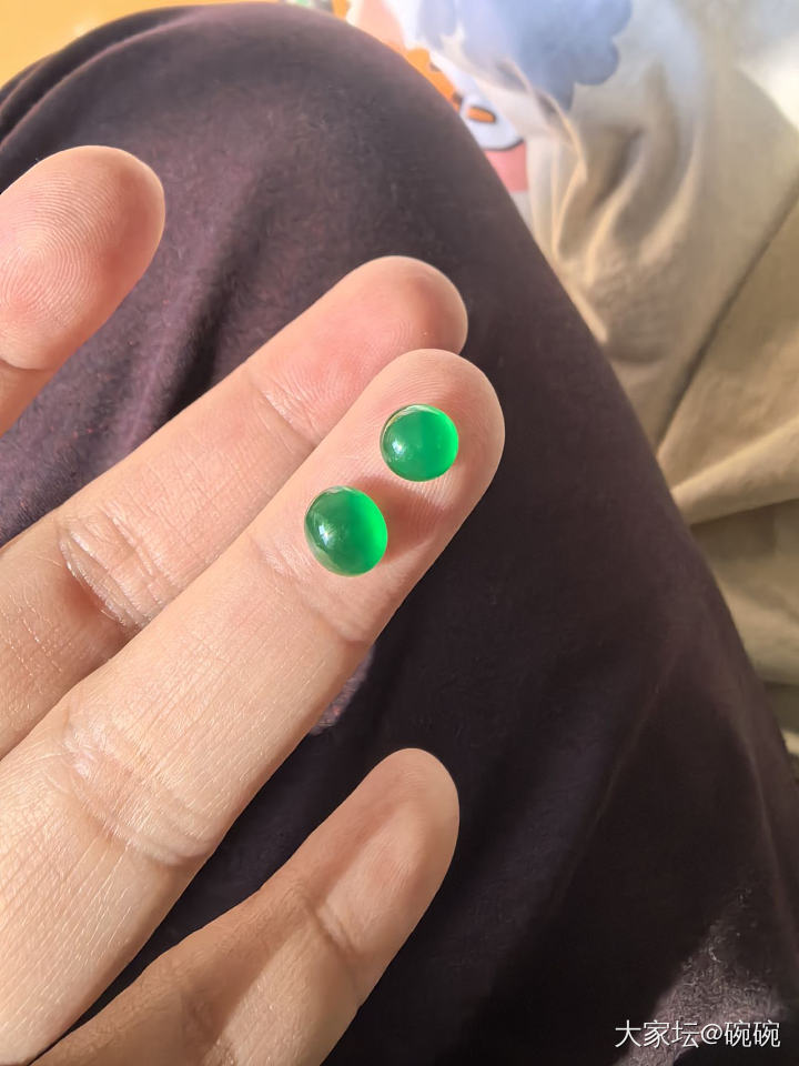 姐妹们，圆蛋&椭圆蛋二选一_蛋面翡翠