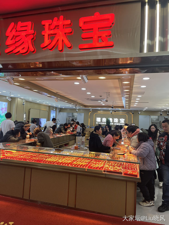 今天的城隍庙豫园紫锦城人都超级多呀
