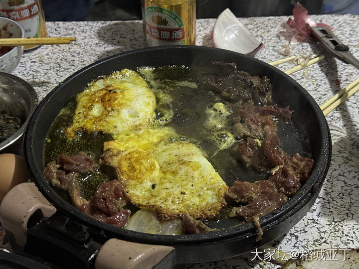 元宵节，晚上在亲戚家蹭了顿烤肉，喝了点小酒，美滋滋。_美食生活