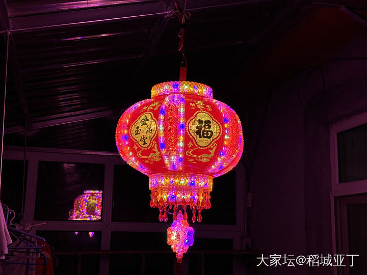 元宵节，晚上在亲戚家蹭了顿烤肉，喝了点小酒，美滋滋。_美食生活