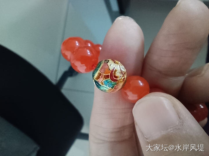一颗九色鹿单珠~_南红金