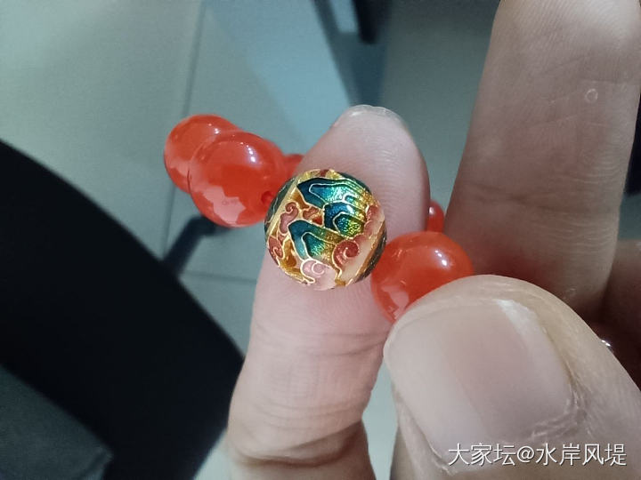 一颗九色鹿单珠~_南红金
