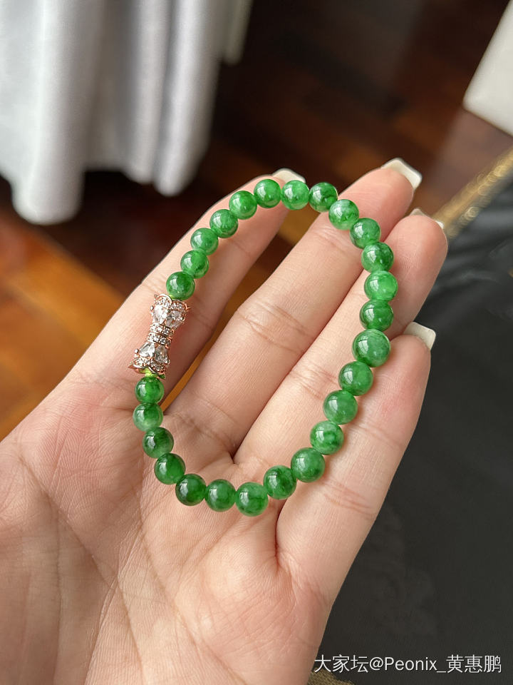 辣妹子辣_珠串翡翠