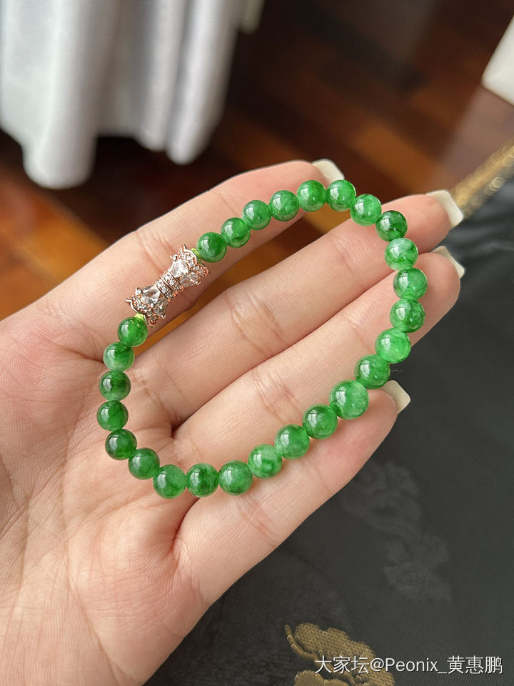 辣妹子辣_珠串翡翠