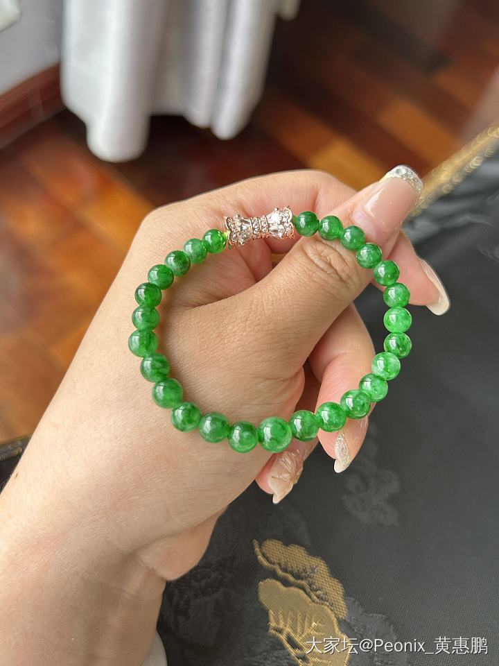 辣妹子辣_珠串翡翠