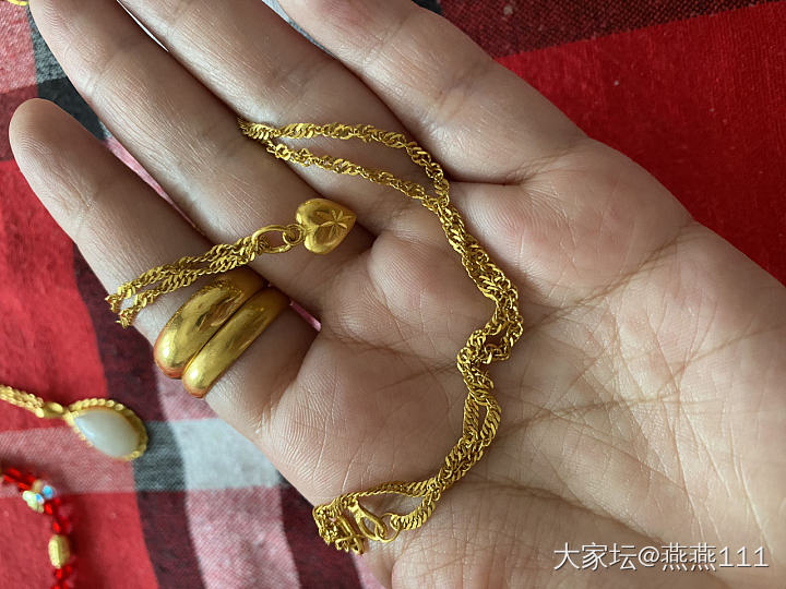 过年回老家，妈妈家的金首饰_金