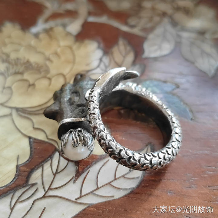 中国风青铜龙头戏珠镶银戒指，老物新做。_银