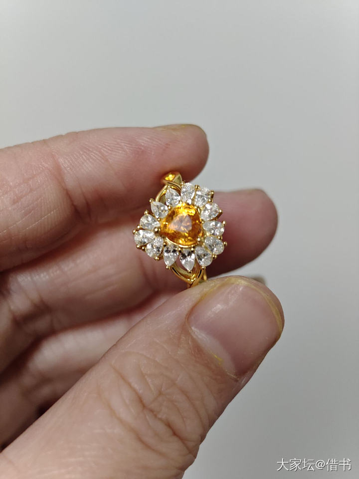 芬达和培育芬达色蓝宝石_蓝宝石芬达