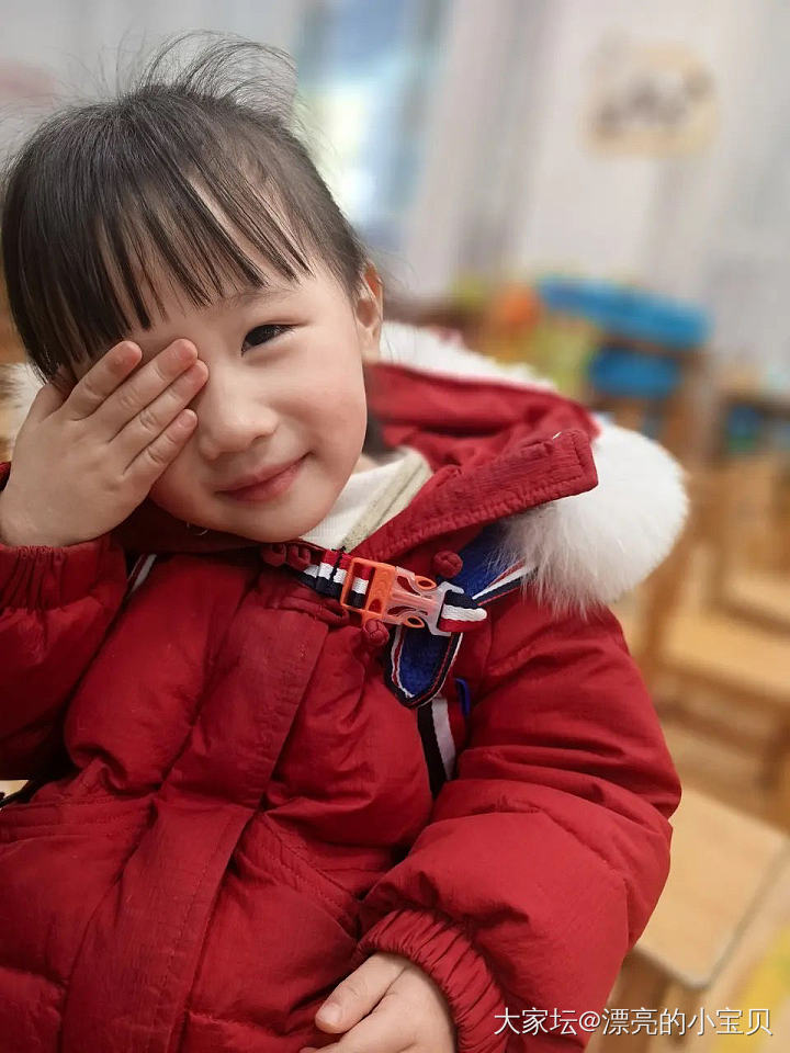 娃上幼儿园了，很喜欢幼儿园生活，开学都没哭的。_育教亲子