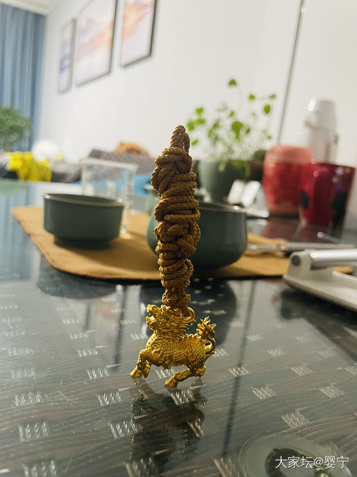 你说这小麒麟多精神！_金