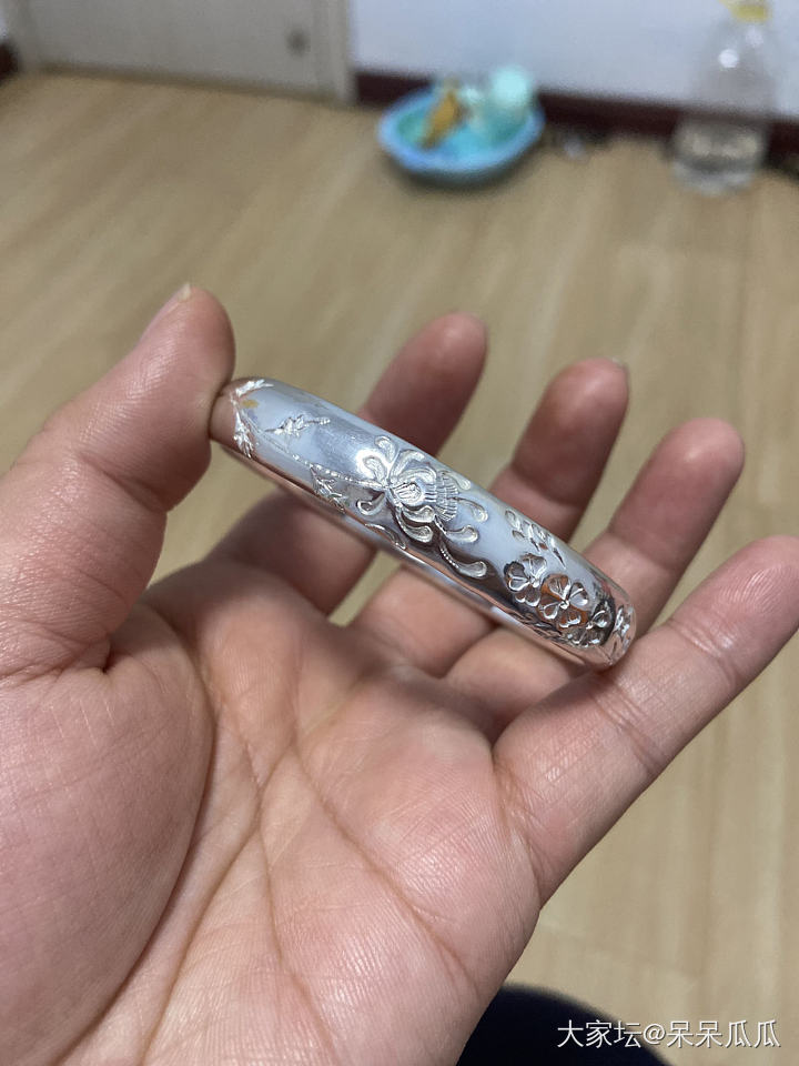 老世兴金菊喜字镯_手镯