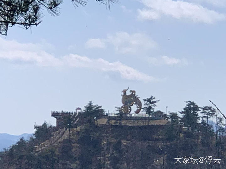 残雪消融的天姥山_旅游