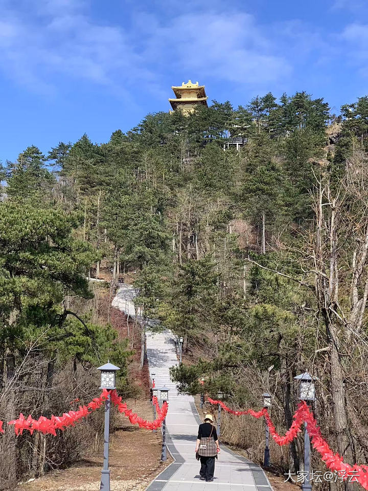 残雪消融的天姥山_旅游
